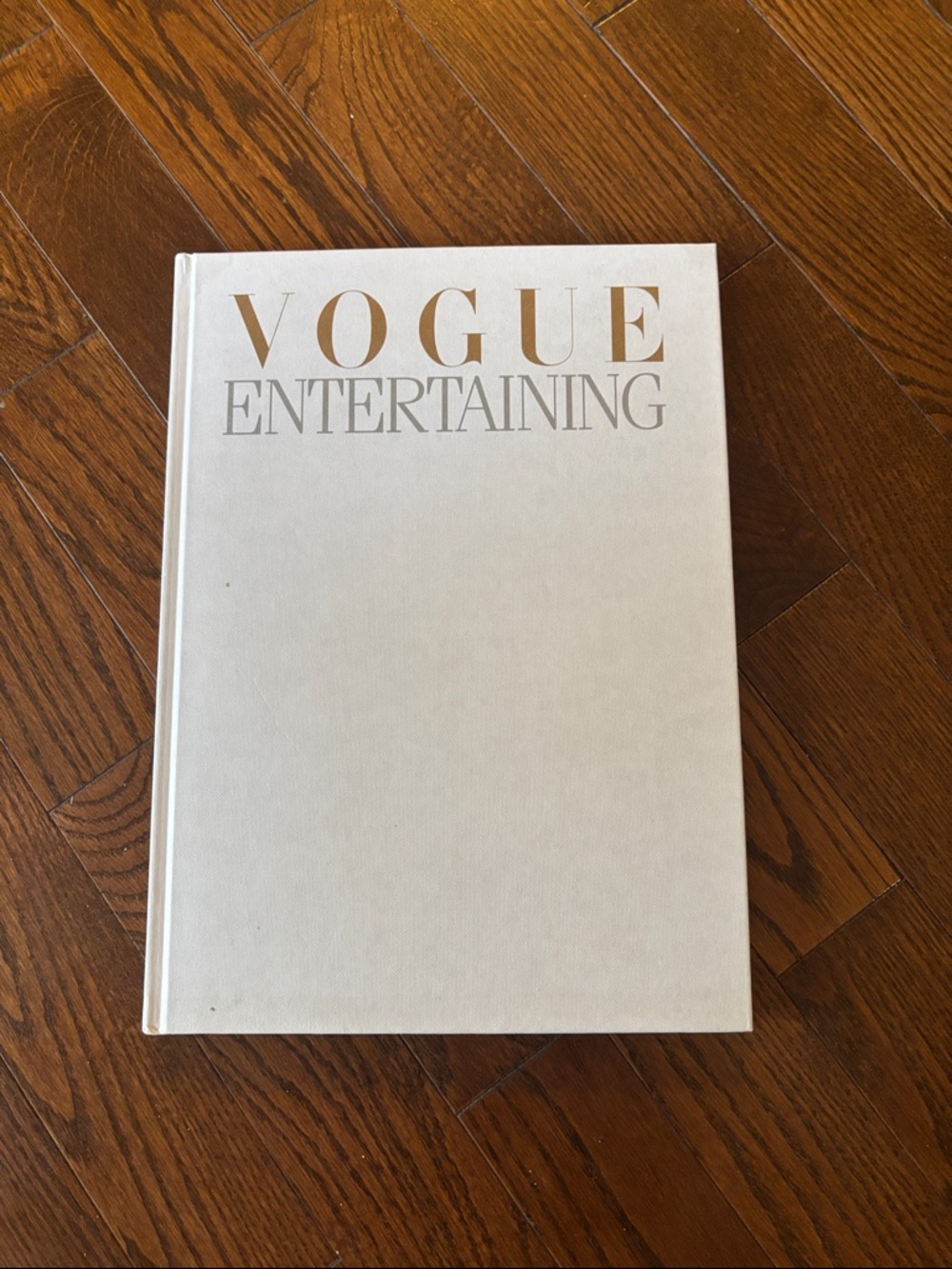 Vogue Entertaining Hardcover - Cream Cover with Gold & Silver Text